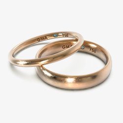 Vielsesringe i 18 kt guld med runde kanter